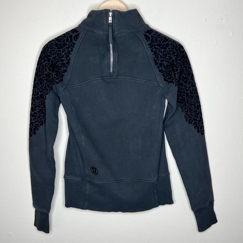 Lululemon Floral Flock Pullover 2 XS Black Velvet Athletic Sweatshirt 1/4 Zip